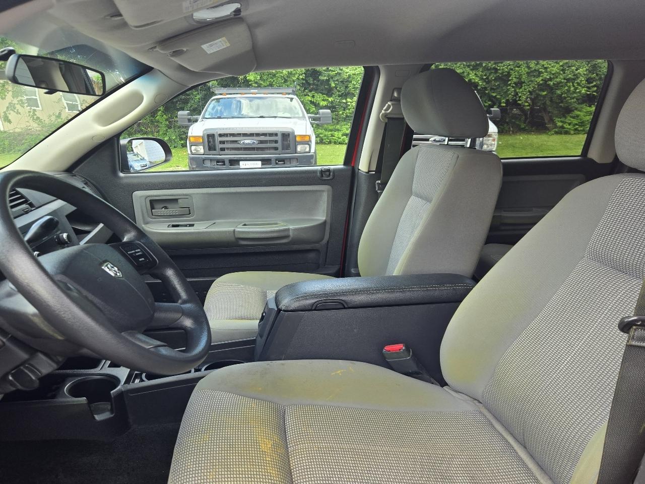 Dodge Dakota SLT Crew Cab 4WD 2011