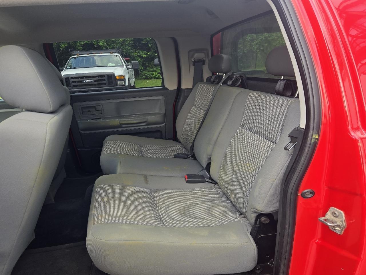 Dodge Dakota SLT Crew Cab 4WD 2011