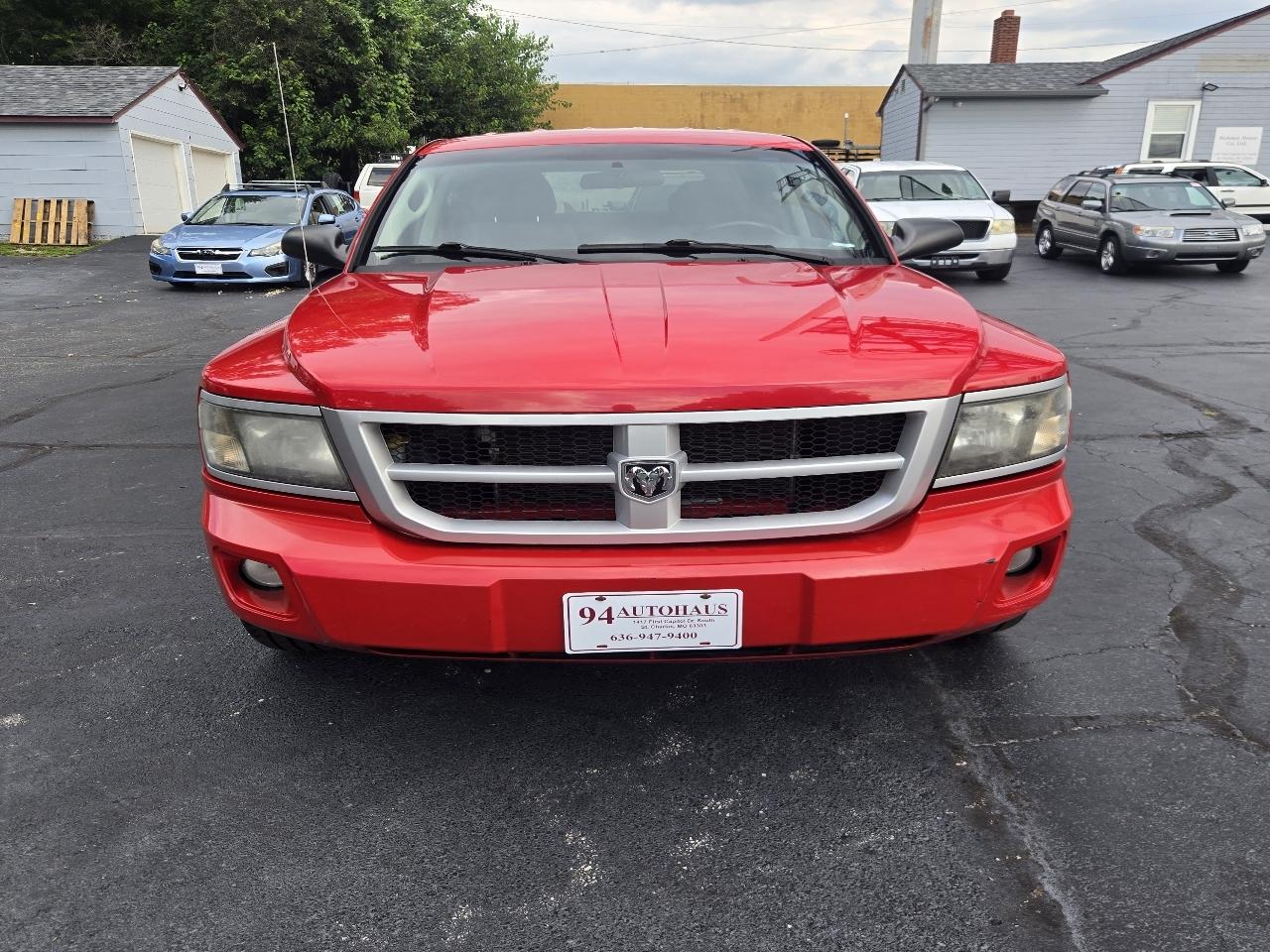 Dodge Dakota SLT Crew Cab 4WD 2011