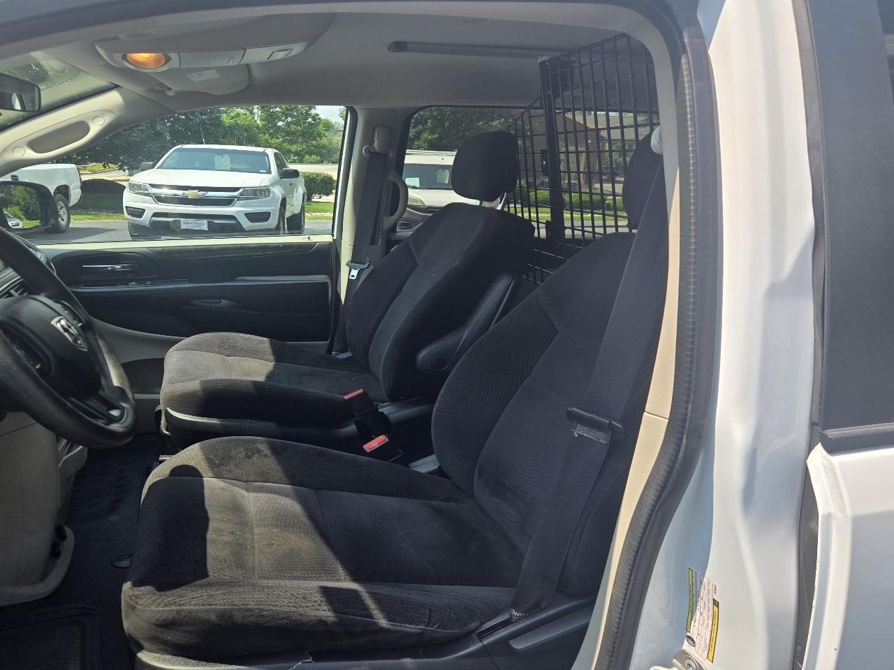 RAM Cargo Van Base 2014