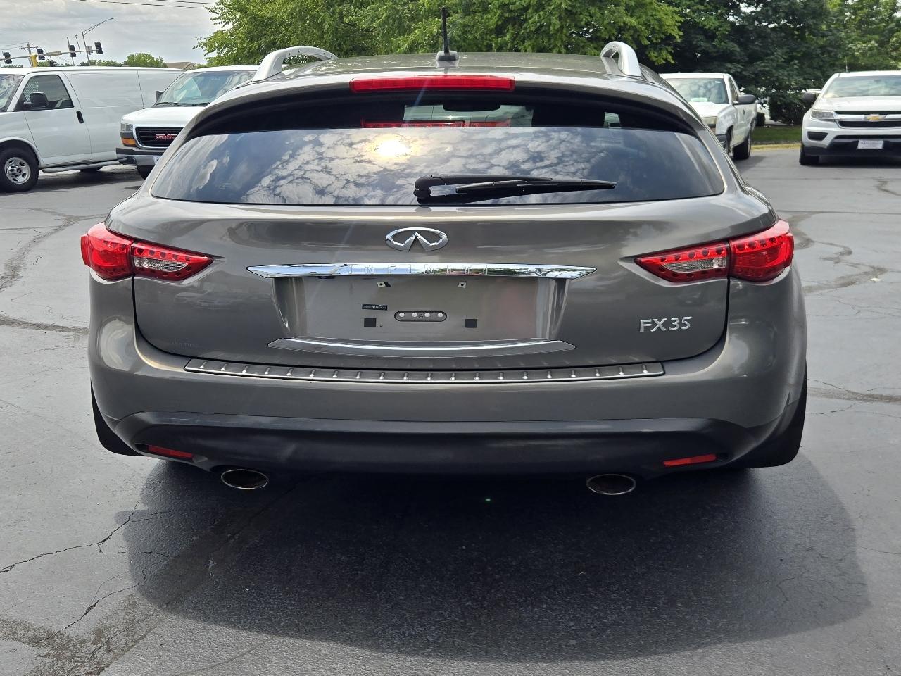 Infiniti FX FX35 AWD 2010
