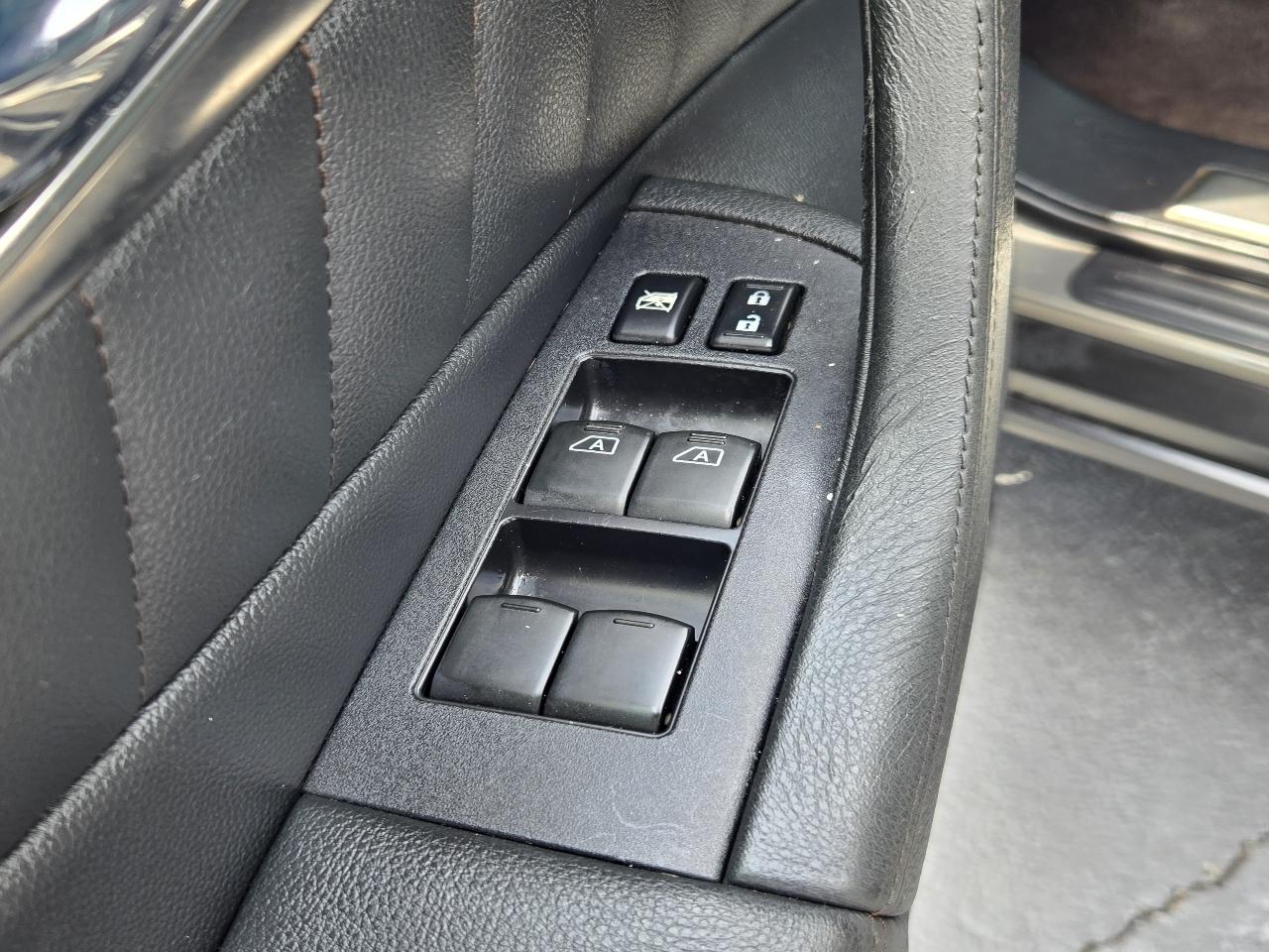 Infiniti FX FX35 AWD 2010