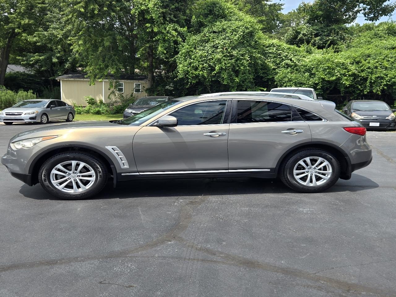 Infiniti FX FX35 AWD 2010