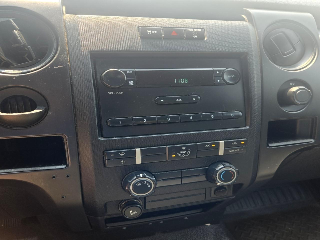 Ford F-150 XL 6.5-ft. Bed 2WD 2012