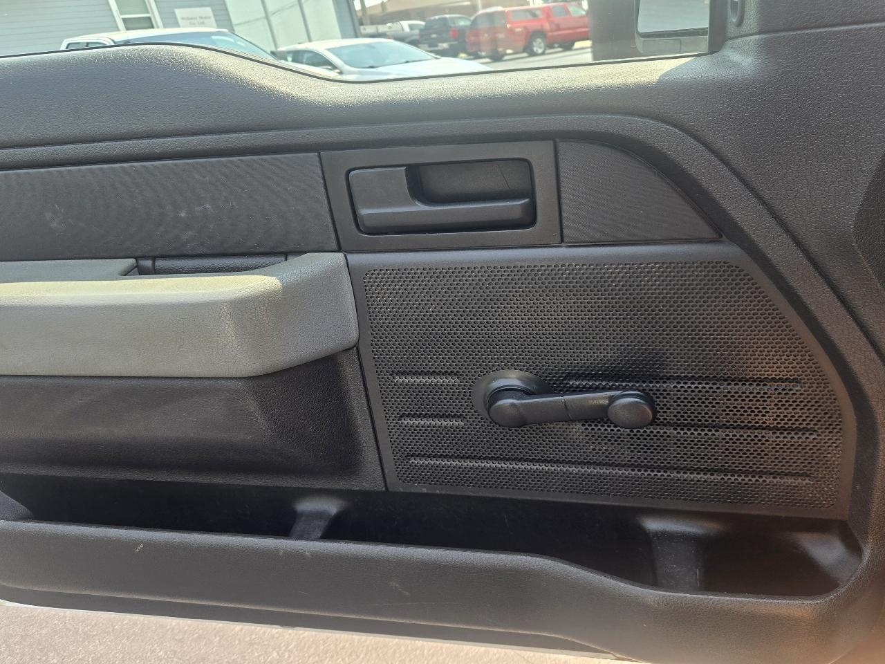 Ford F-150 XL 6.5-ft. Bed 2WD 2012