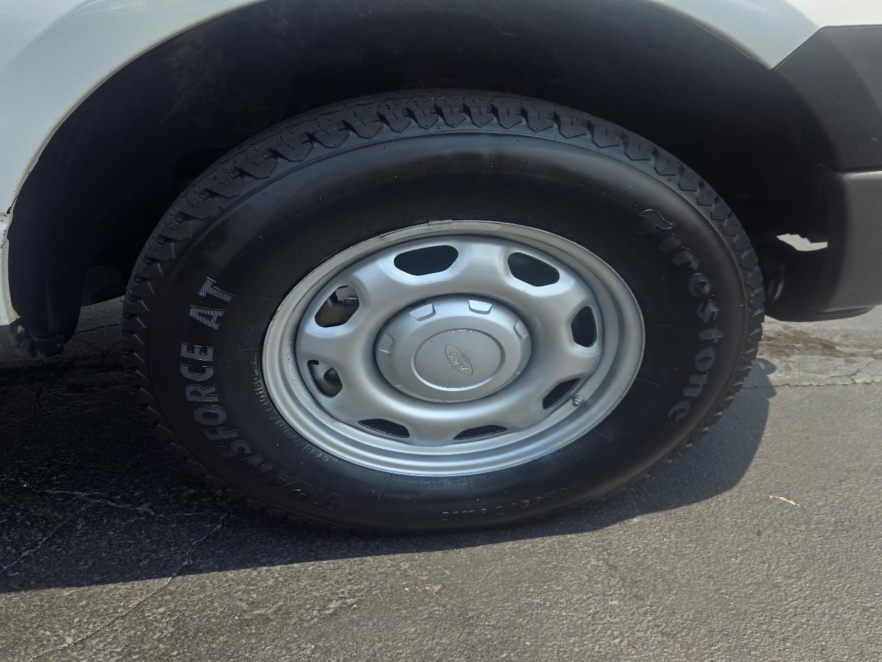 Ford F-150 XL 6.5-ft. Bed 2WD 2012