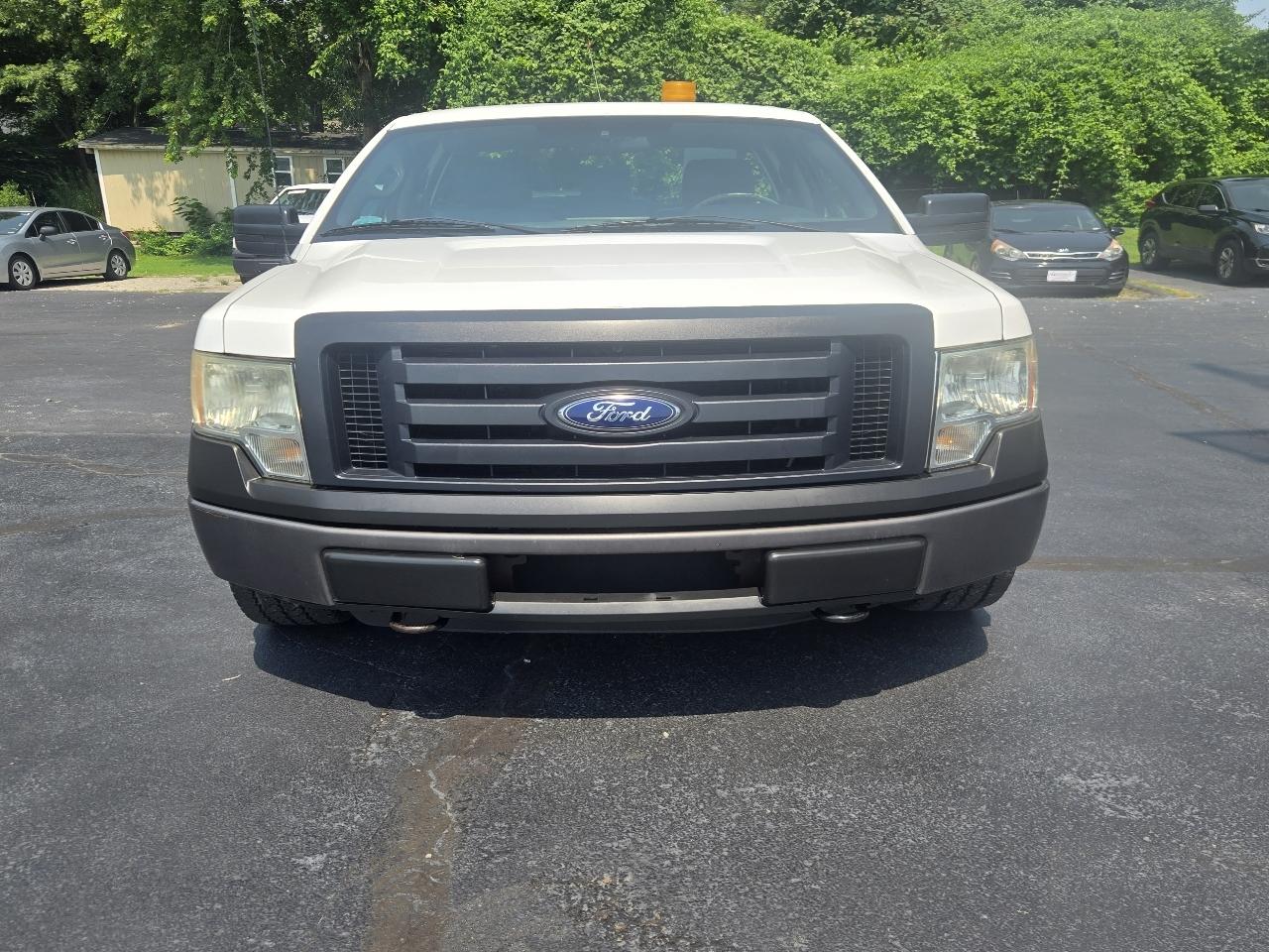 Ford F-150 XL 6.5-ft. Bed 2WD 2012