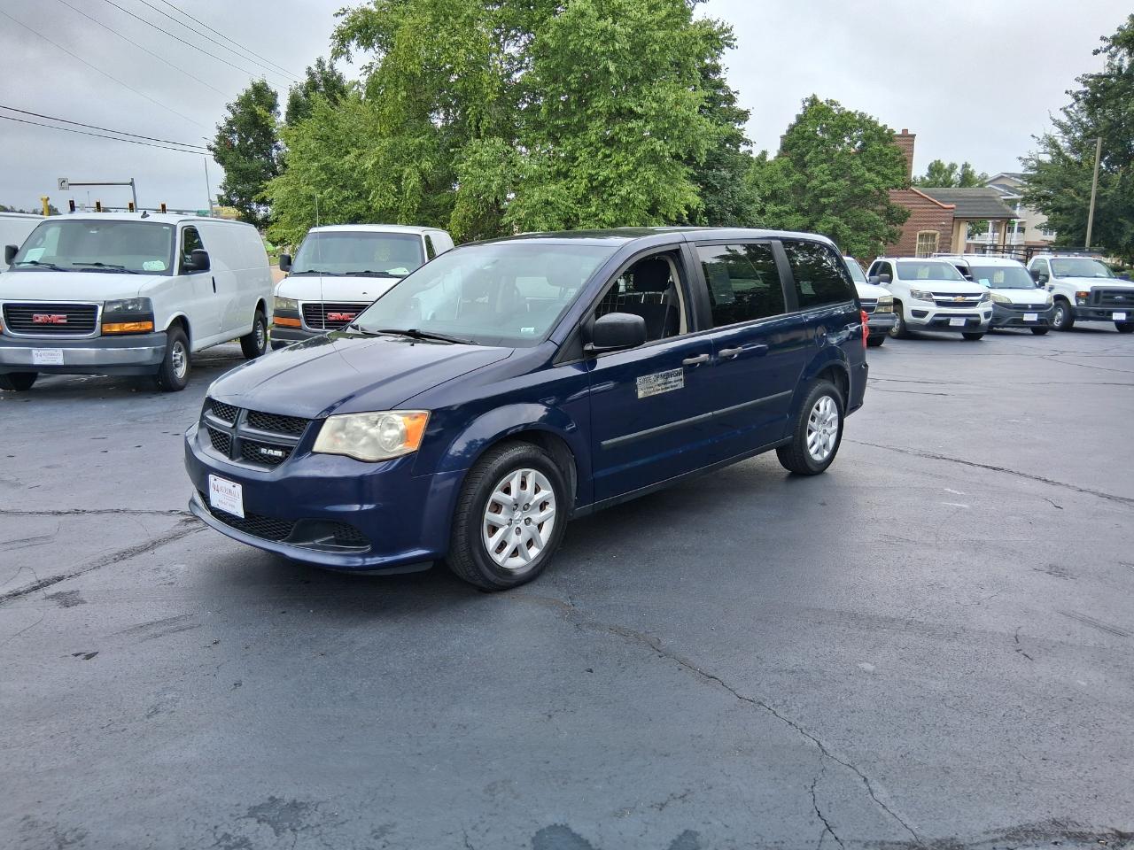 RAM Cargo Van Base 2014