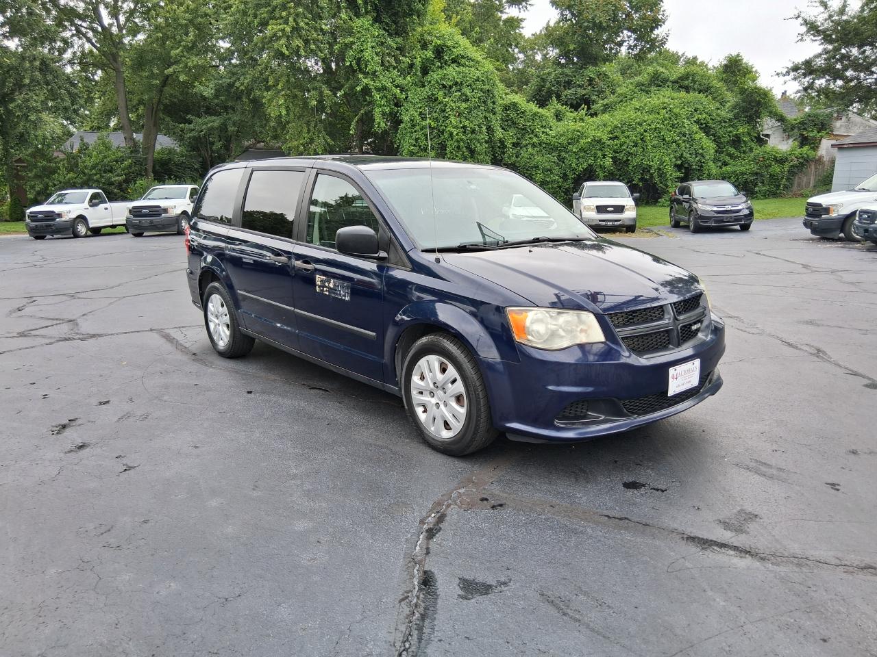 RAM Cargo Van Base 2014