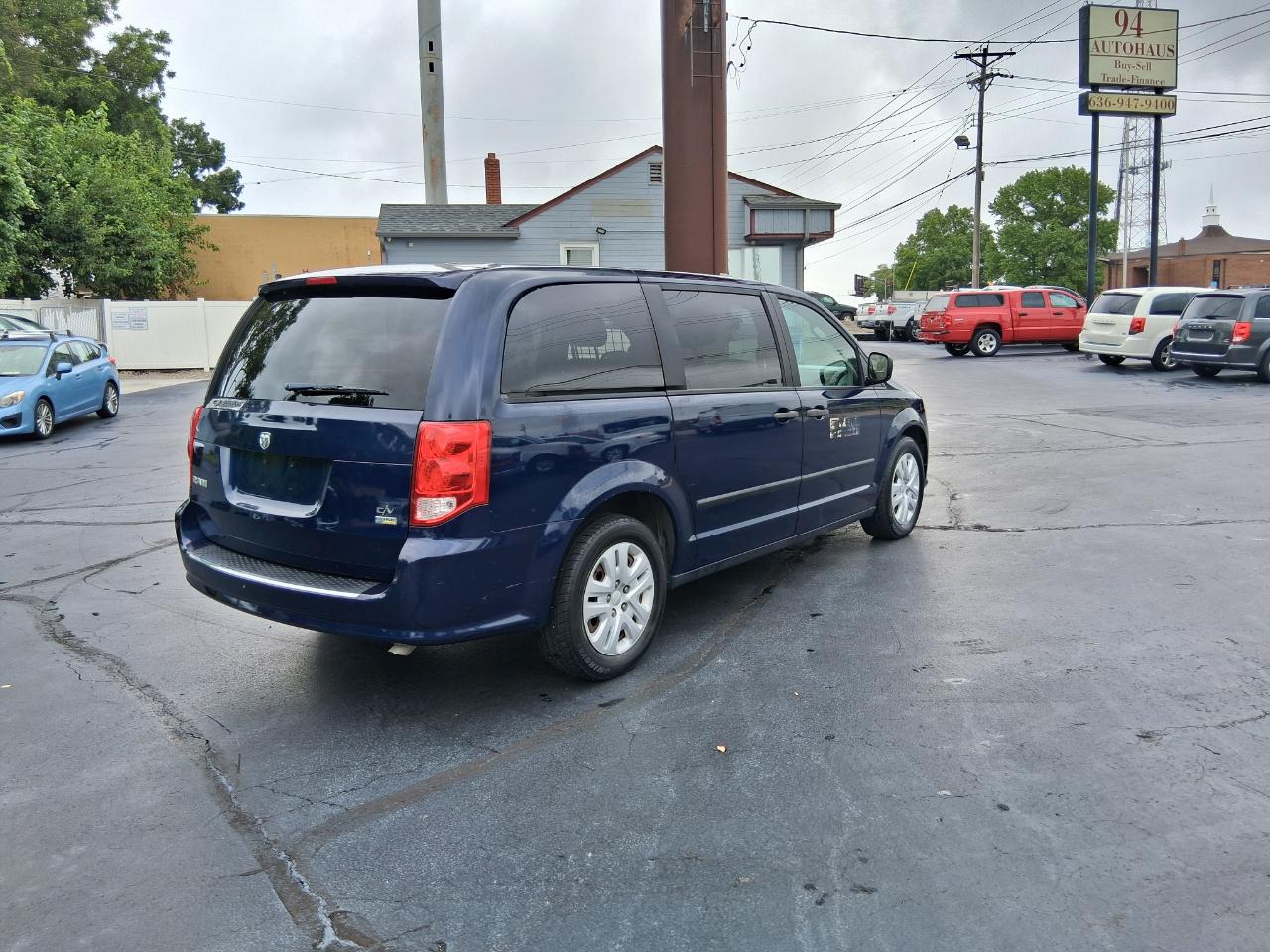 RAM Cargo Van Base 2014
