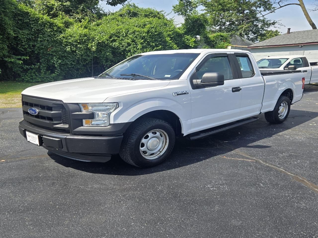 Ford F-150 XL SuperCab 6.5-ft. Bed 2WD 2015