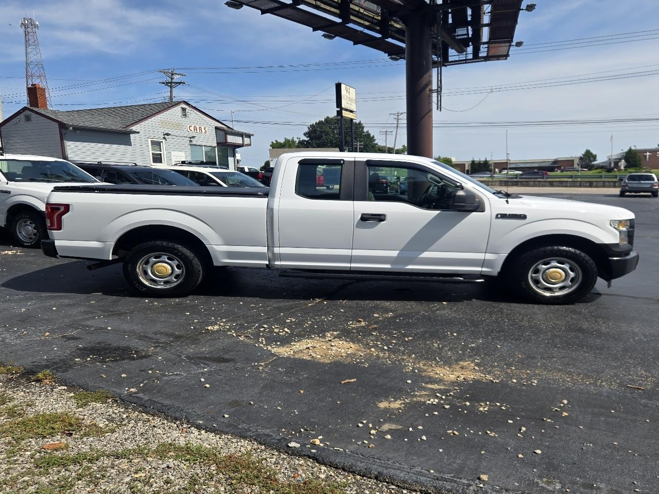 Ford F-150 XL SuperCab 6.5-ft. Bed 2WD 2015