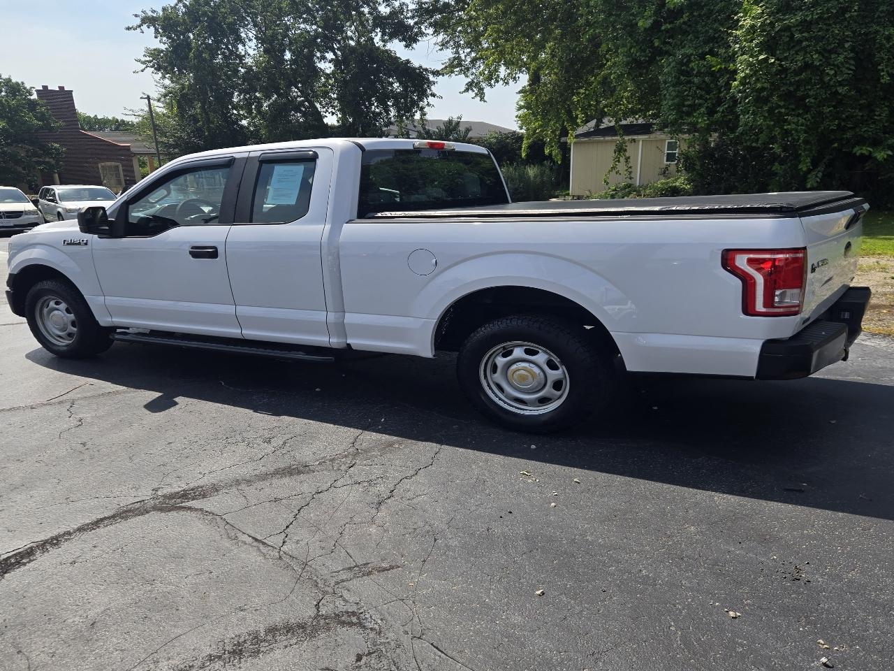 Ford F-150 XL SuperCab 6.5-ft. Bed 2WD 2015