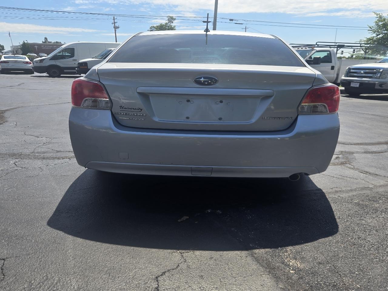 Subaru Impreza Base 4-Door 2012