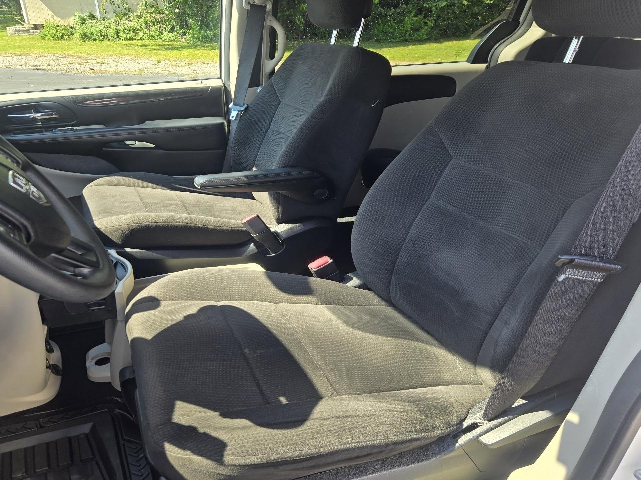 Dodge Grand Caravan SE 2013