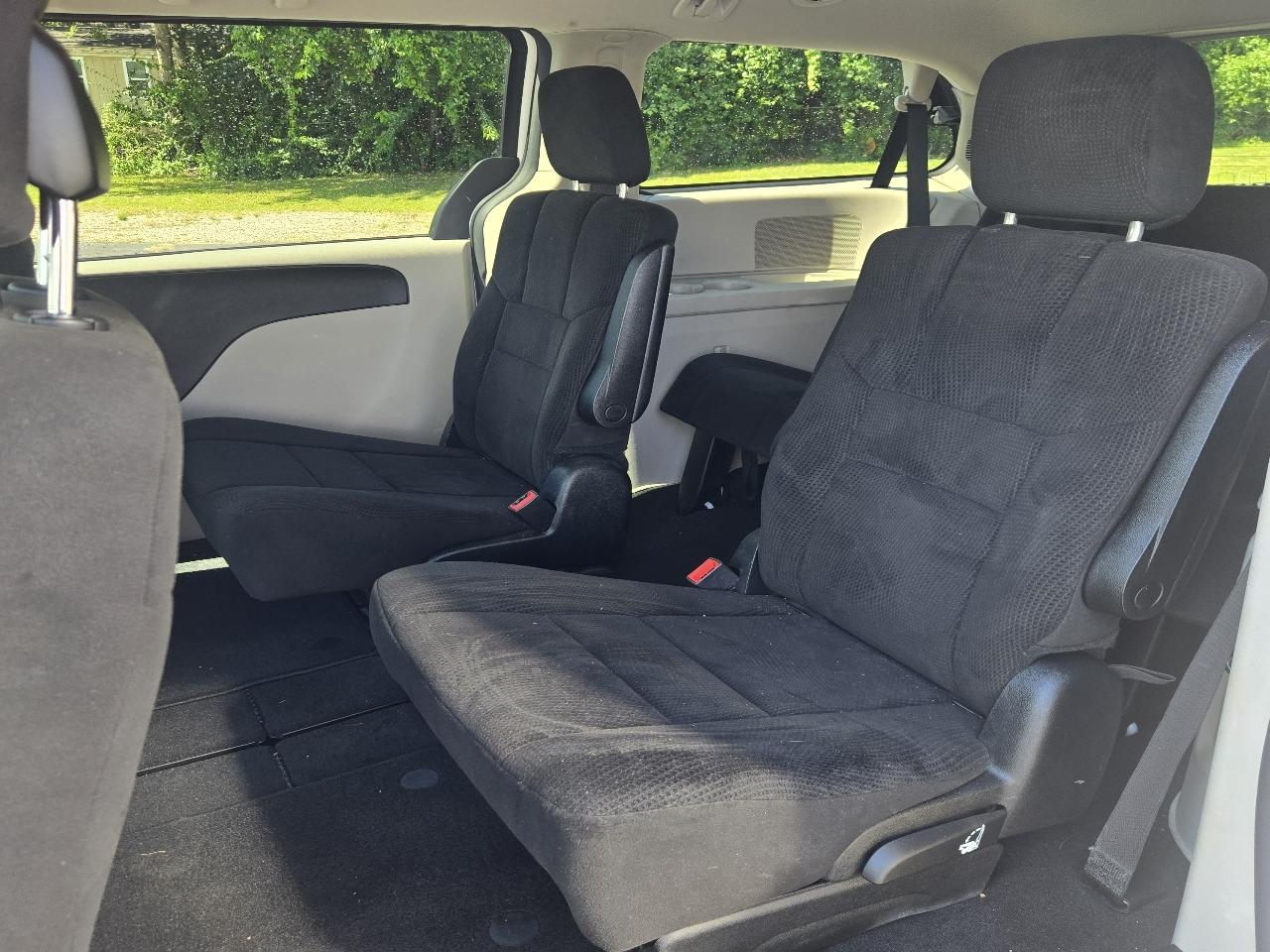 Dodge Grand Caravan SE 2013