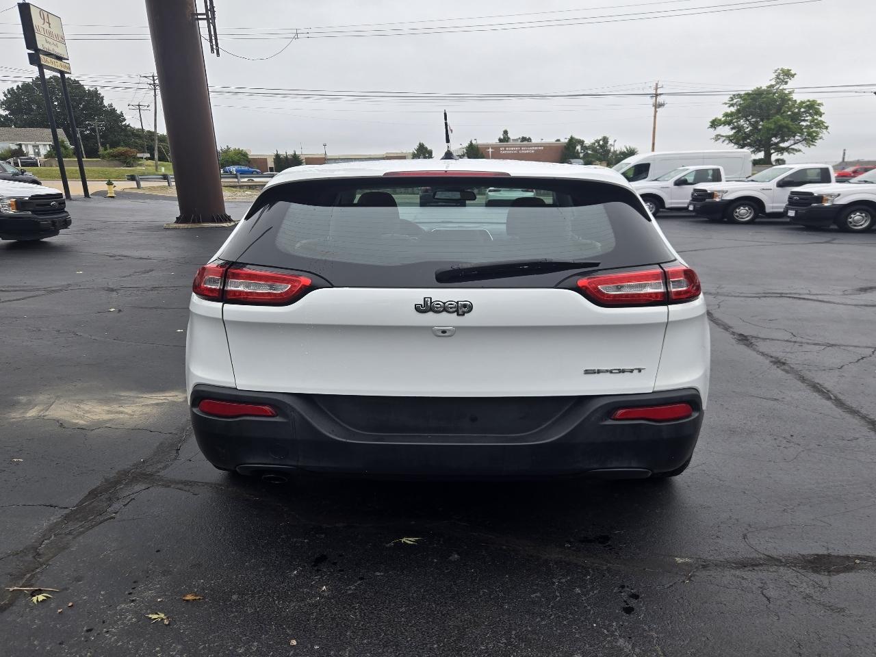 Jeep Cherokee Sport FWD 2016