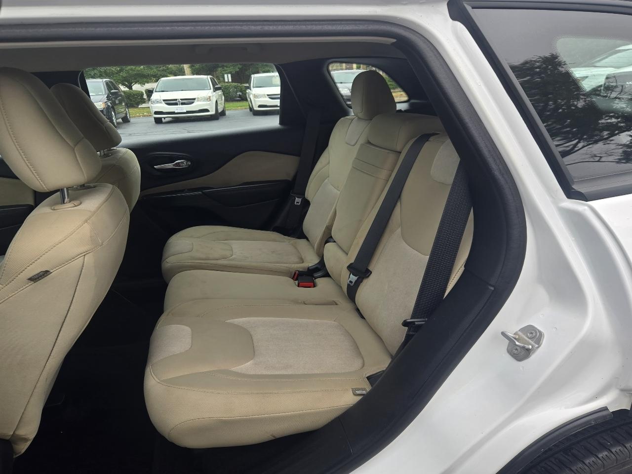 Jeep Cherokee Sport FWD 2016
