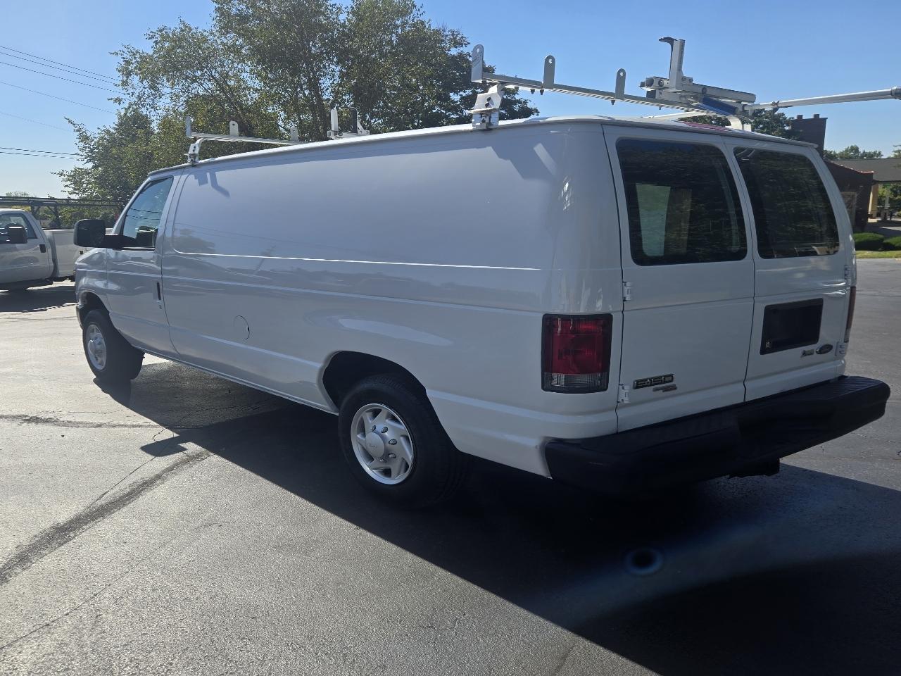 Ford Econoline E-150 2013