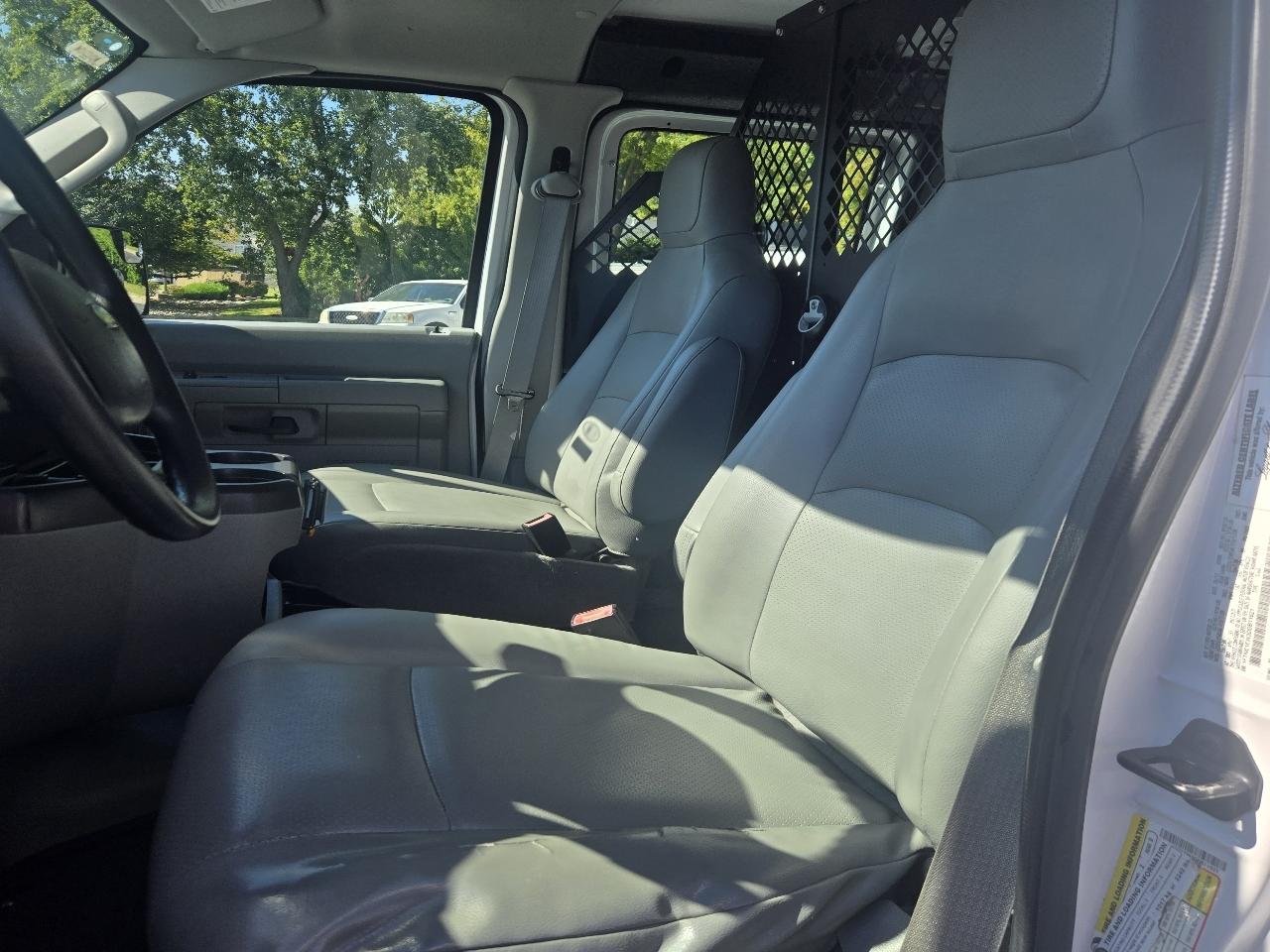 Ford Econoline E-150 2013