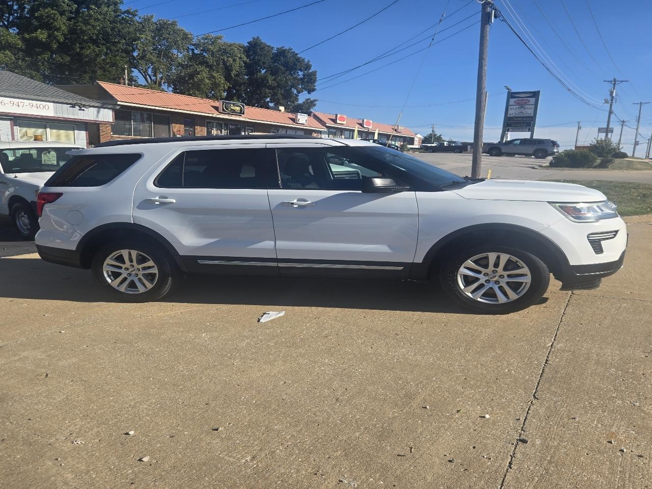 Ford Explorer XLT 4WD 2018