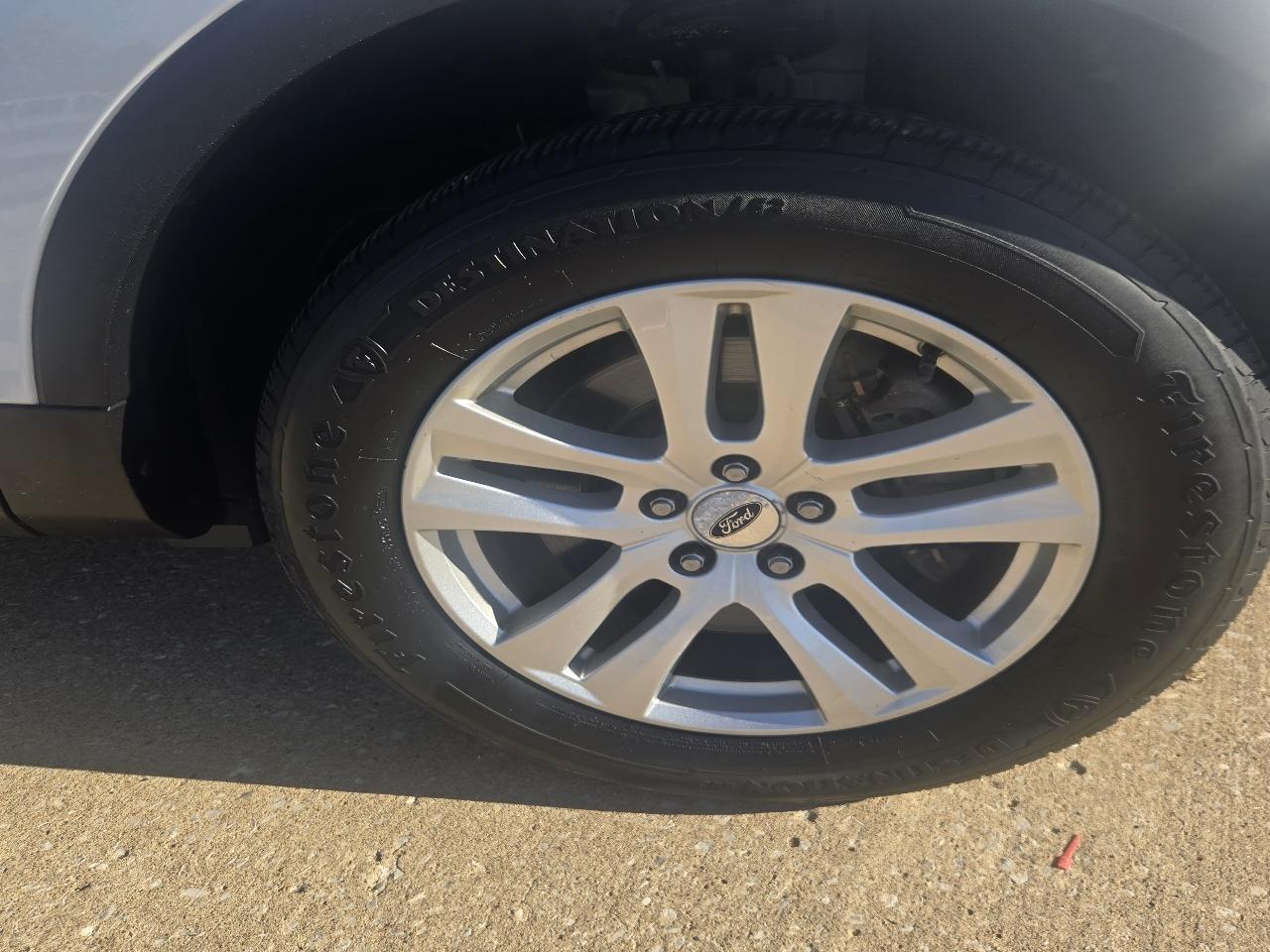 Ford Explorer XLT 4WD 2018