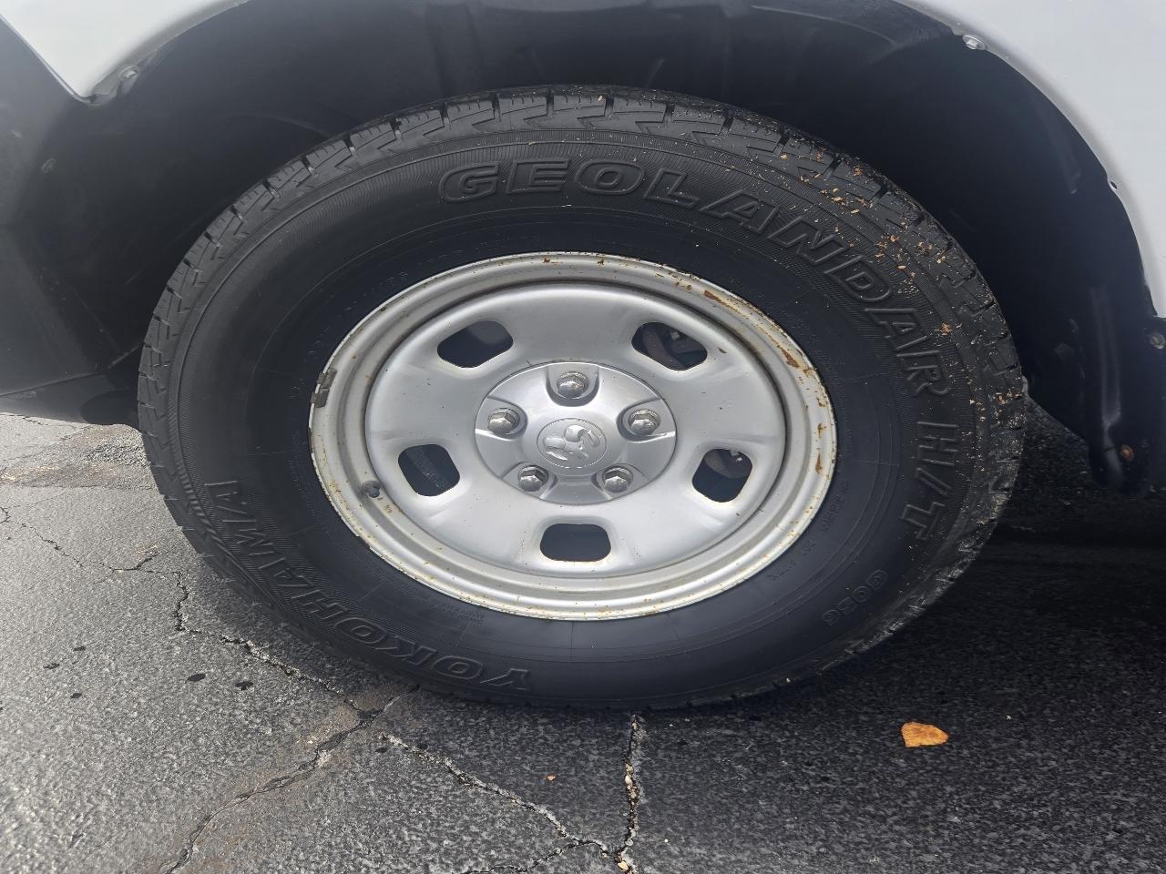 RAM 1500 Tradesman Quad Cab 2WD 2014