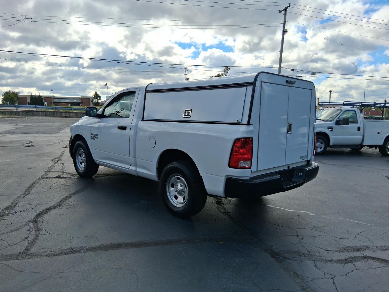 RAM 1500 Classic Tradesman Regular Cab SWB 2WD 2022
