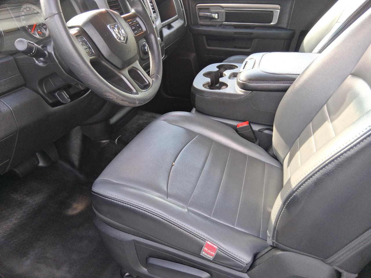 RAM 1500 Classic Tradesman Regular Cab SWB 2WD 2022
