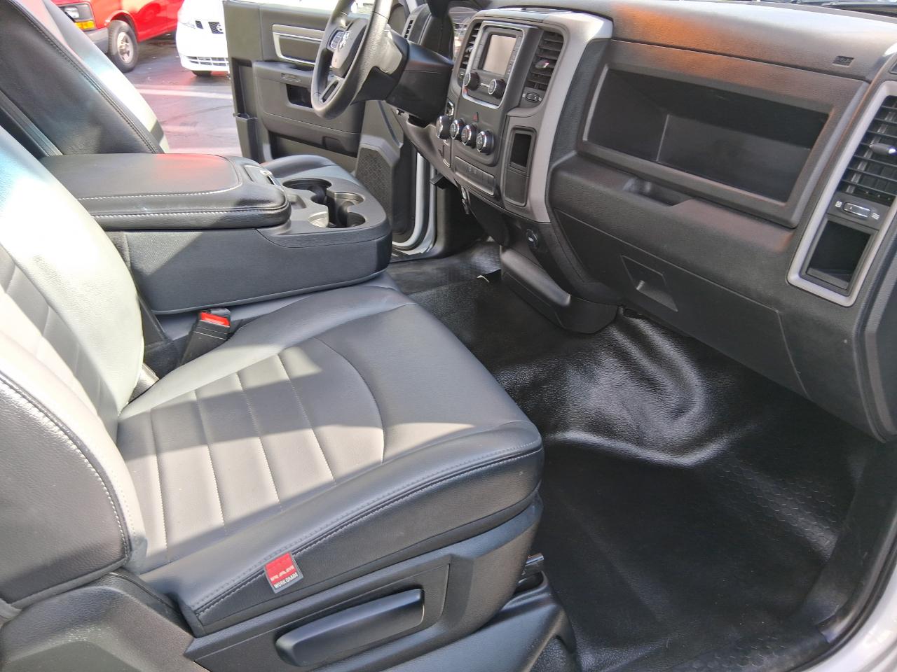 RAM 1500 Classic Tradesman Regular Cab SWB 2WD 2022