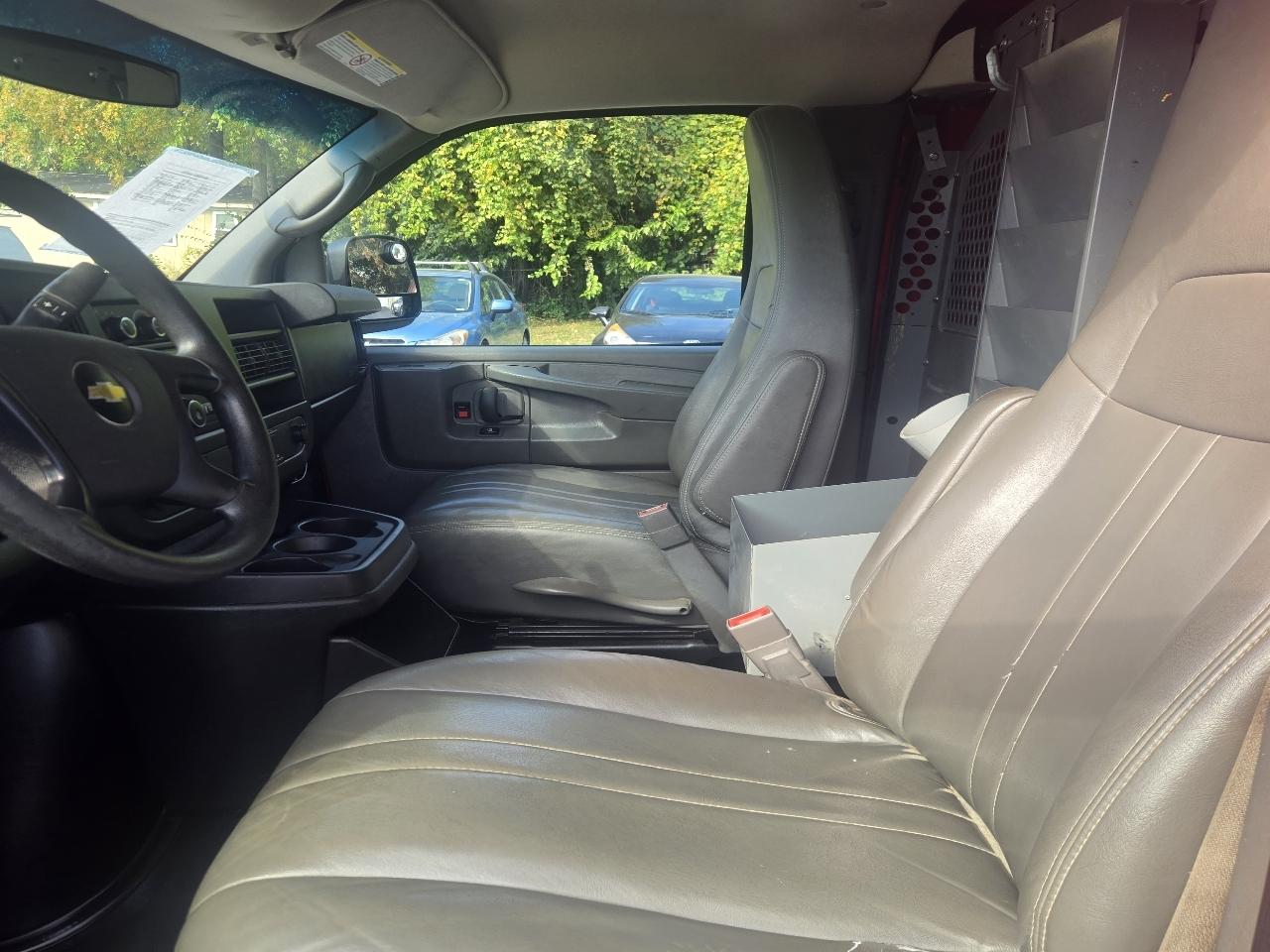 Chevrolet Express 3500 Cargo 2015