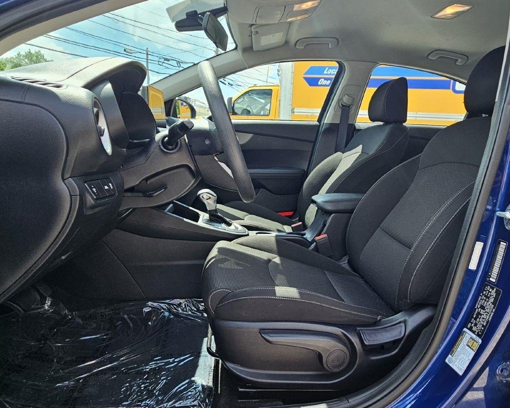 2020 Kia FORTE LXS - Photo 12