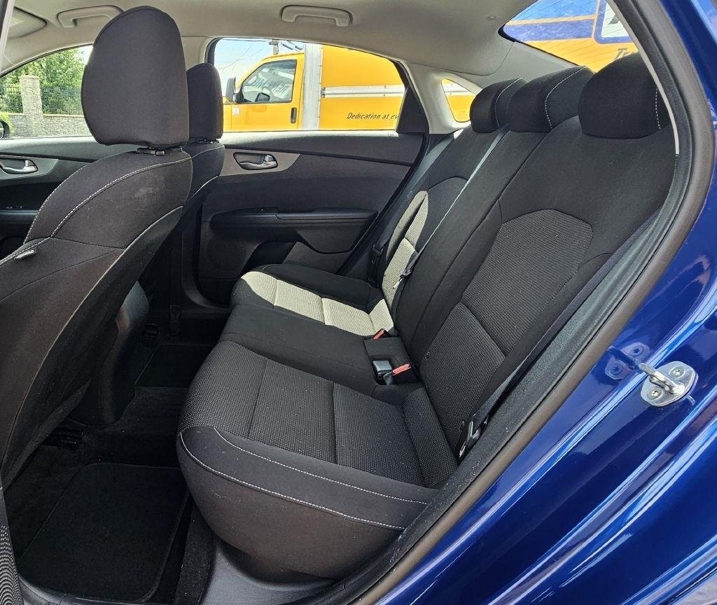 2020 Kia FORTE LXS - Photo 13