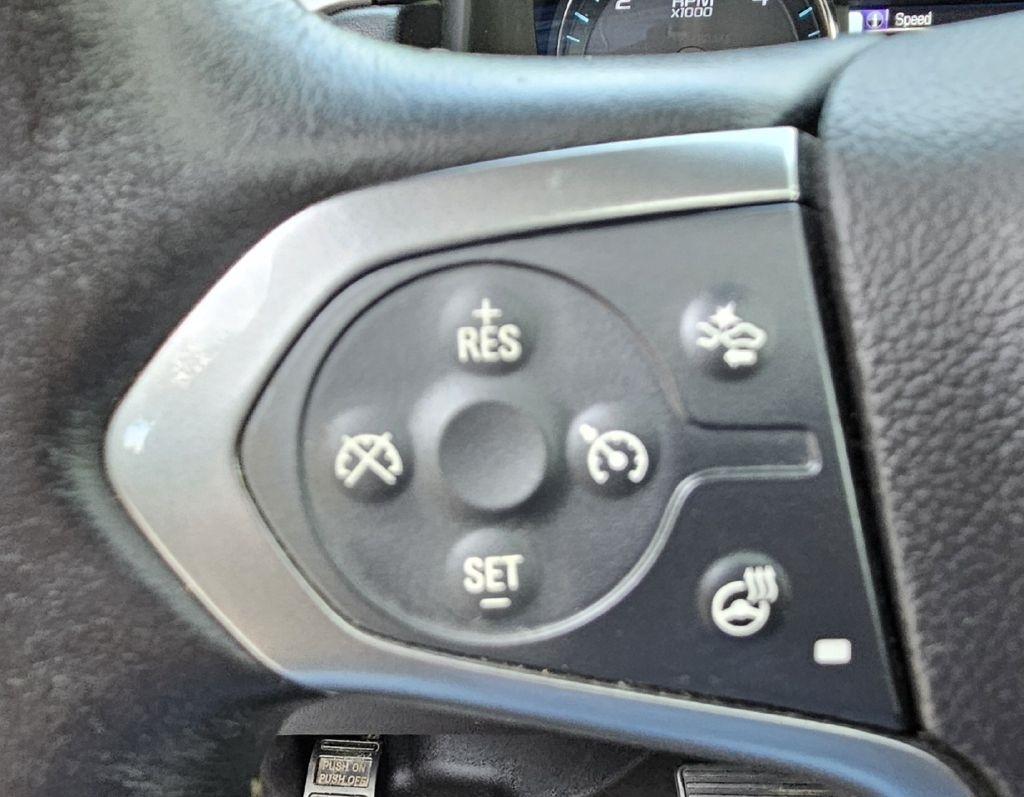 2015 Chevrolet Suburban LTZ - Photo 29