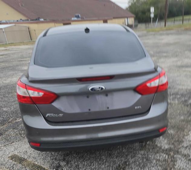 Ford Focus SEL Sedan 2012