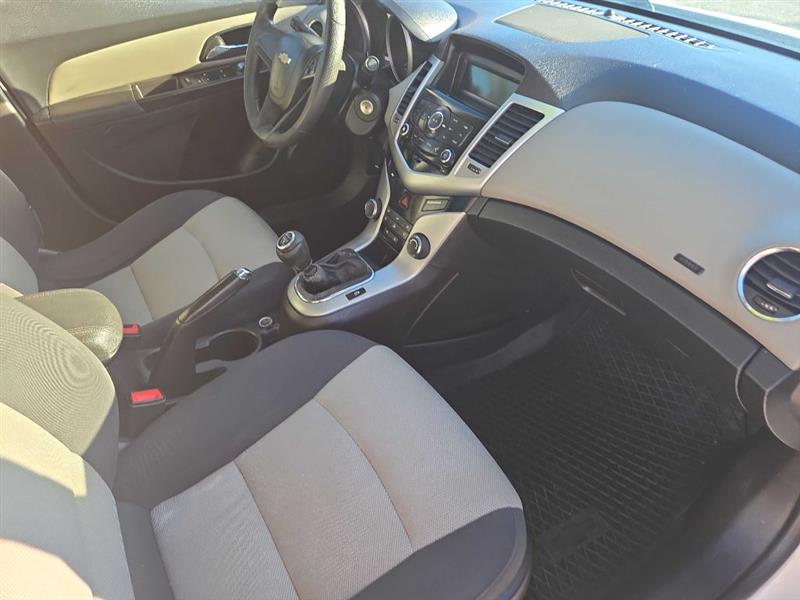 Chevrolet Cruze Limited LS Manual 2016