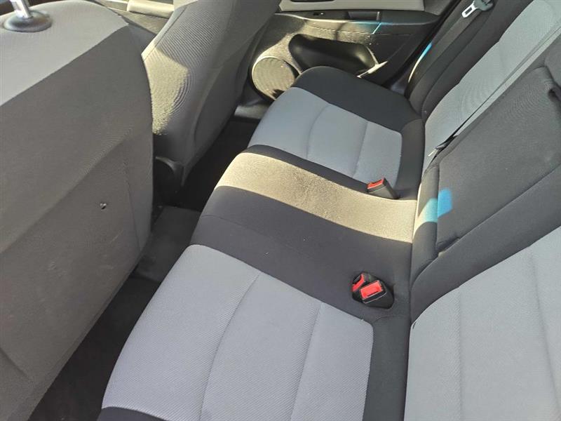 Chevrolet Cruze LS Auto 2014