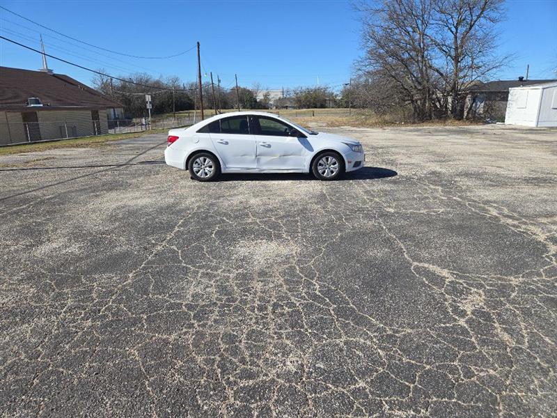 Chevrolet Cruze LS Auto 2014
