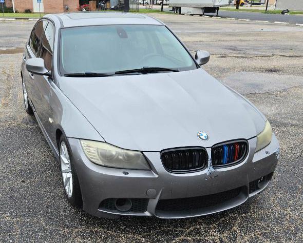 BMW 3-Series 328i SA 2011