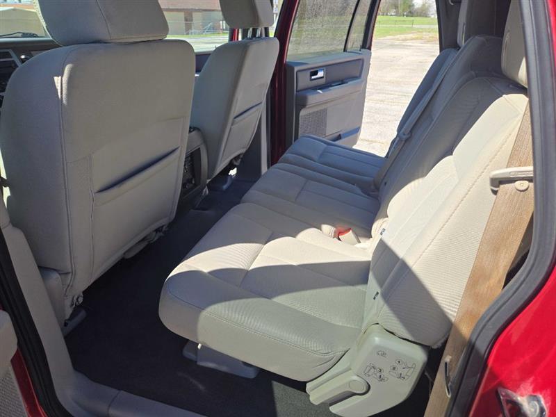 Ford Expedition EL XLT 2WD 2007