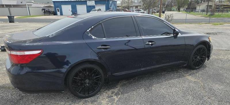 Lexus LS 460 Luxury Sedan 2008
