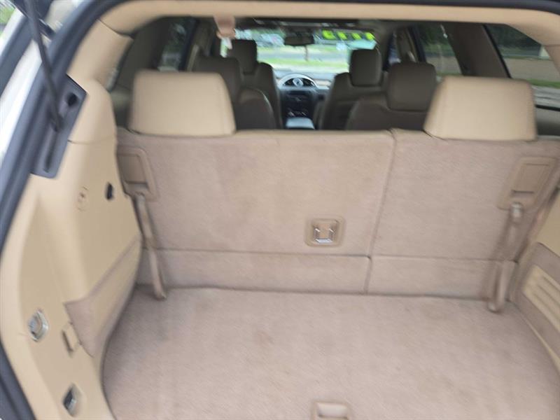 Buick Enclave CXL 2XL FWD 2010