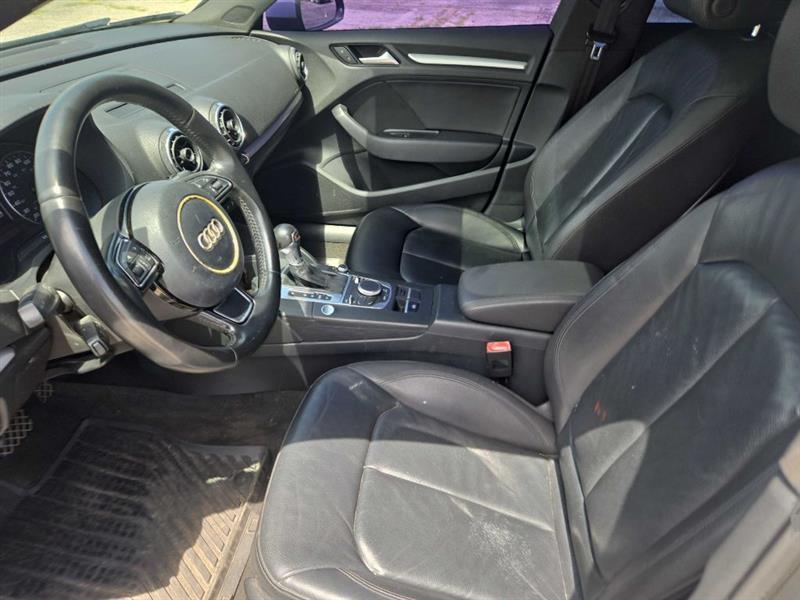 Audi A3 1.8T Premium FWD S tronic 2015