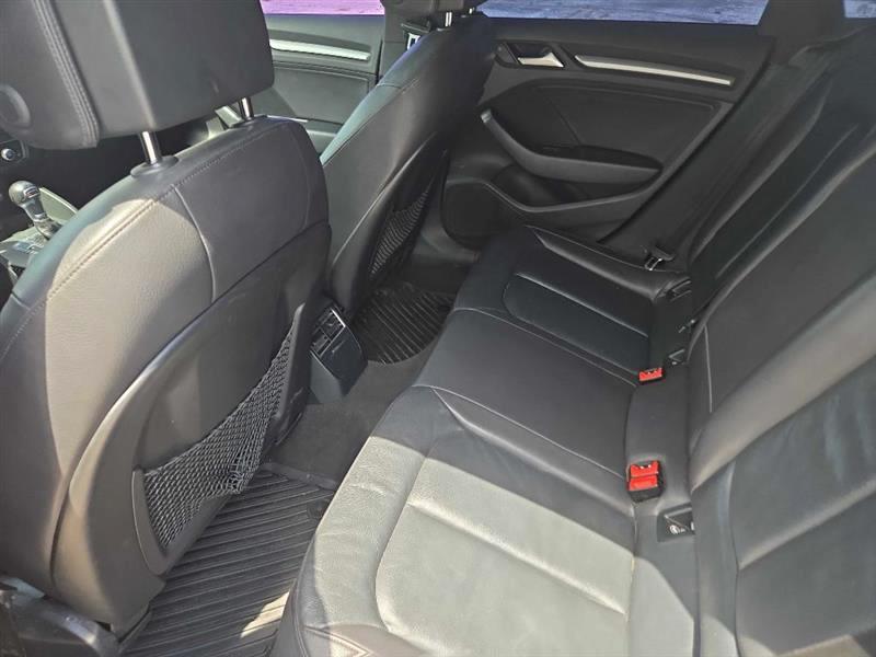 Audi A3 1.8T Premium FWD S tronic 2015