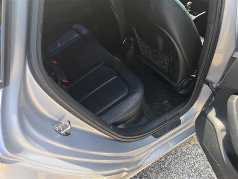 Audi A3 1.8T Premium FWD S tronic 2015