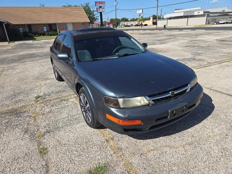 Nissan Maxima GLE 1998