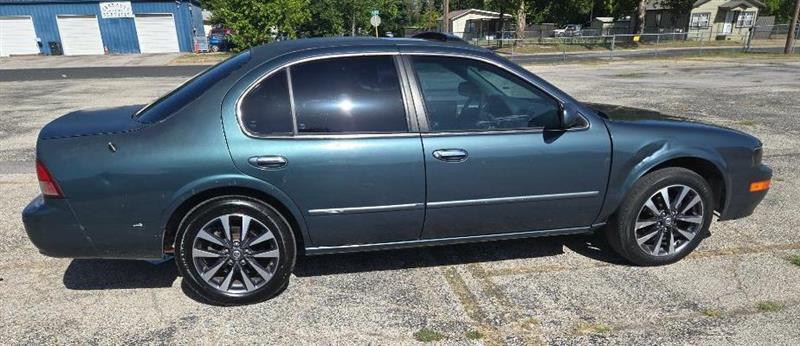 Nissan Maxima GLE 1998