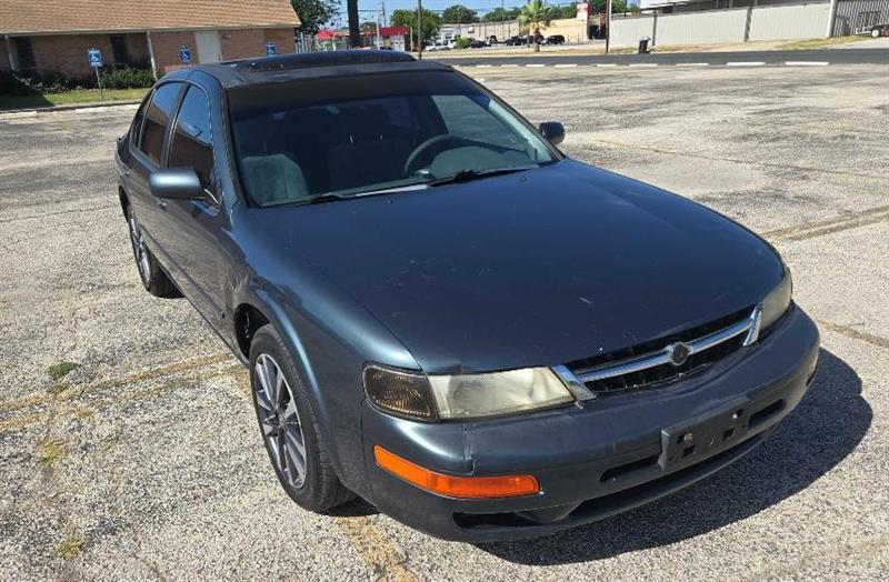 Nissan Maxima GLE 1998
