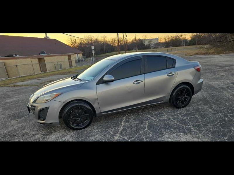 2010 Mazda MAZDA3 i SV 4-Door