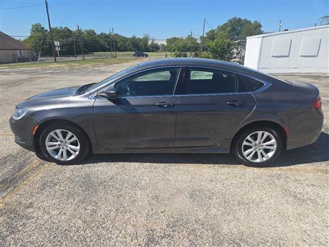 2017 Chrysler 200 LX